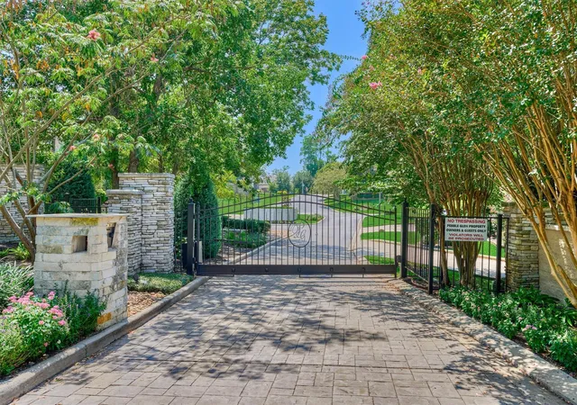 Photo 3 of Land for sale at 12346 Pebble View Dr, Conroe, TX 77304 | MLS# 59616412 | Listing updated on 2026-09-19