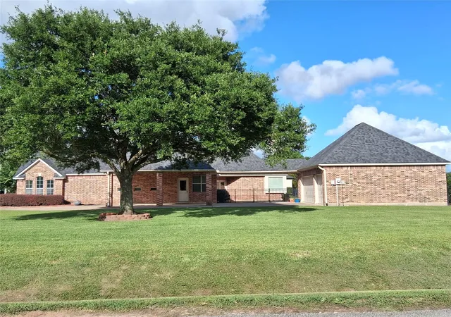 Photo 3 of Single family home for sale at 2519 Sandy Point Dr, Richmond, TX 77406 | MLS# 97512184 | Listing updated on 2026-09-19