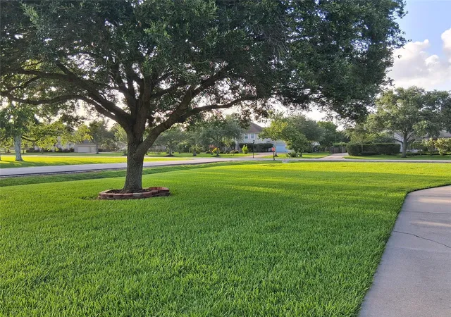 Photo 3 of Single family home for sale at 2519 Sandy Point Dr, Richmond, TX 77406 | MLS# 97512184 | Listing updated on 2026-09-19