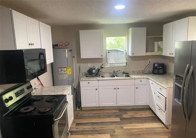 Photo 2 of Single family home for sale at 4601 Leffingwell St #B, Houston, TX 77026 | MLS# 47354622 | Listing updated on 2026-07-09