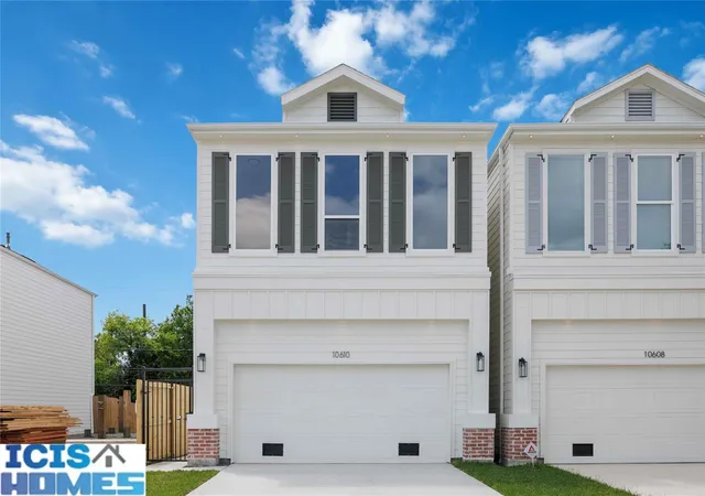 1st image of 10610 Ashville Dr, Houston, TX 77051 | MLS# 51685490