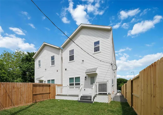 30th image of 10610 Ashville Dr, Houston, TX 77051 | MLS# 51685490