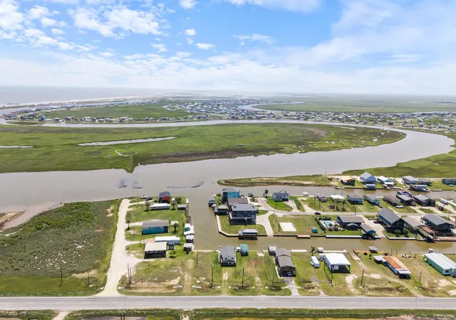 49th image of 1301 County Road 209, Bay City, TX 77414 | MLS# 71550649