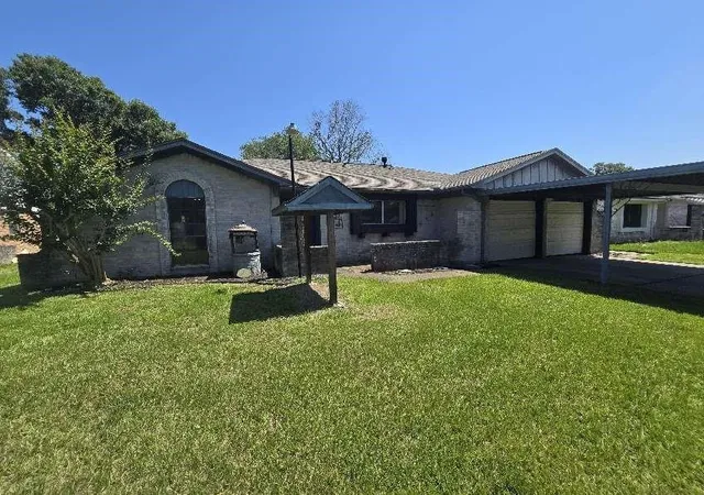 Photo 1 of Sale Pending at 1307 Cactus St, Baytown, TX 77521 | MLS# 19507638 | Listing updated on 2026-08-31