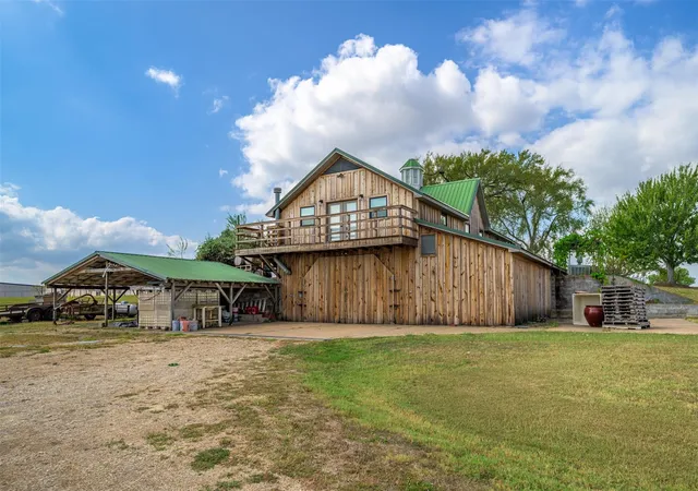 5th image of 1441 Salem Rd, Brenham, TX 77833 | MLS# 31705176
