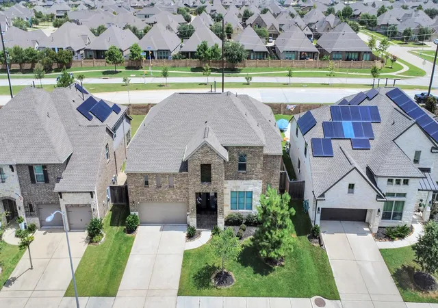 Photo 2 of Single family home for sale at 19910 Southern Strm Dr, Cypress, TX 77433 | MLS# 69934854 | Listing updated on 2026-07-22