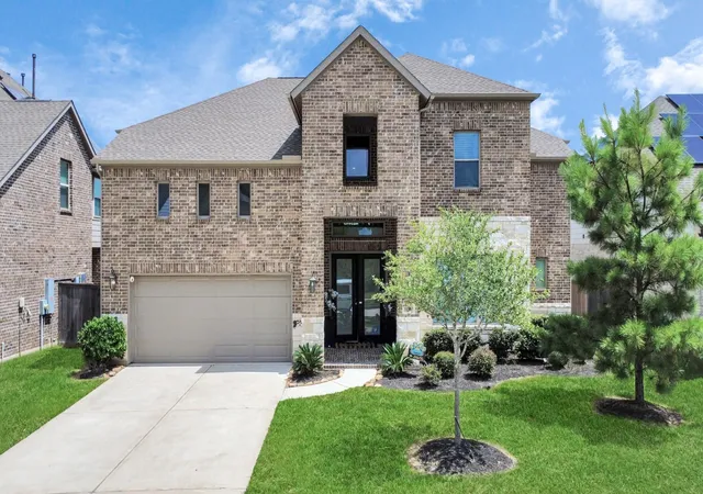 Photo 2 of Single family home for sale at 19910 Southern Strm Dr, Cypress, TX 77433 | MLS# 69934854 | Listing updated on 2026-07-22