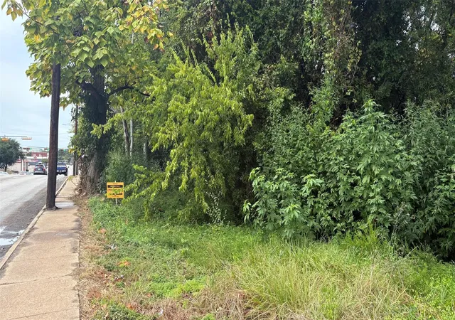 Photo 9 of Land for sale at 0 11th Street, Huntsville, TX 77320 | MLS# 43037232 | Listing updated on 2026-07-01