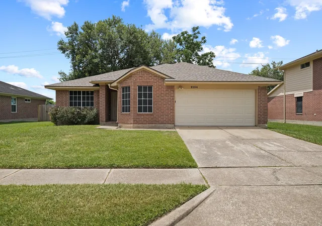 Homes for sale in Pearland, TX | 2134 Tower Bridge Rd, Pearland, TX 77581 | MLS# 91011435