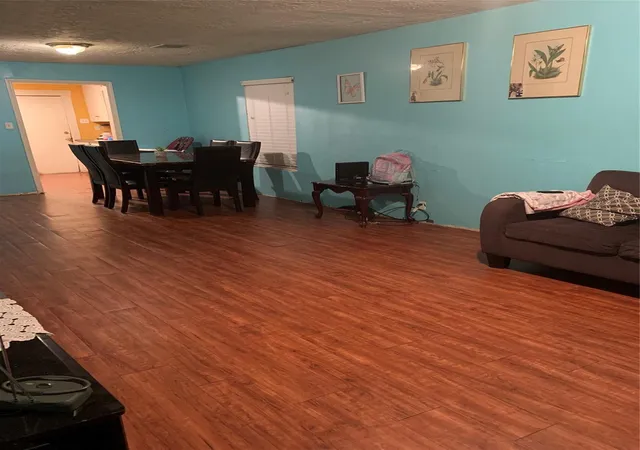 Photo 4 of Single family home for sale at 4210 Oats St, Houston, TX 77020 | MLS# 30098428 | Listing updated on 2026-06-22