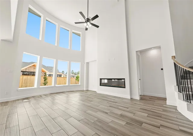 4th image of 142 Arrow Wood Forest Ct, Willis, TX 77318 | MLS# 44359727