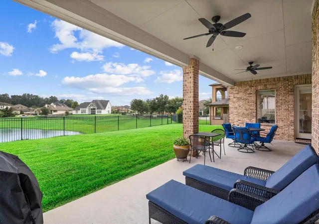 4th image of 4906 Tres Lagos Dr, Spring, TX 77389 | MLS# 82921950