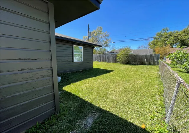 Homes for sale in Richmond, TX | 221 Rochelle, Richmond, TX 77469 | MLS# 35352271