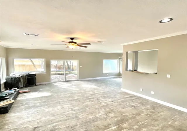 Photo 1 of Single family home for sale at 122 April Wind Dr E, Montgomery, TX 77356 | MLS# 26516035 | Listing updated on 2026-09-15