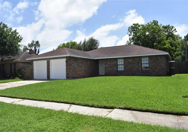 2nd image of 1347 Somercotes Ln, Channelview, TX 77530 | MLS# 94571542