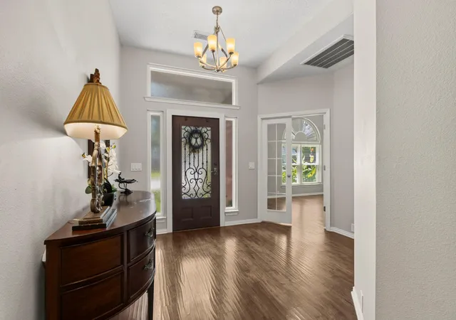 Photo 4 of Single family home for sale at 13606 Treebank Ln, Houston, TX 77070 | MLS# 10152833 | Listing updated on 2026-09-12