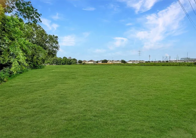 Photo 3 of Sale Pending at 000 Texas Pkwy, Missouri City, TX 77489 | MLS# 7956408 | Listing updated on 2026-09-02