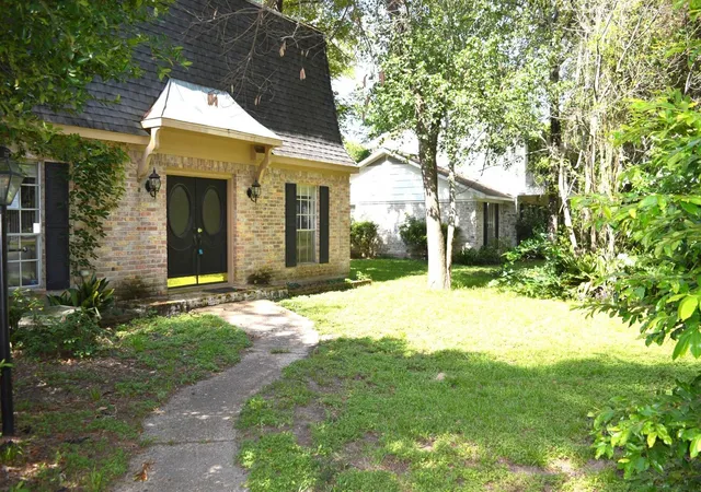 2nd image of 314 Tara Park, Conroe, TX 77302 | MLS# 33605356