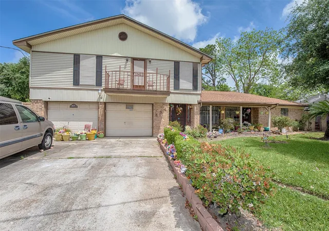 Homes for sale in Texas City, TX | 534 N Vionett Ln, Texas City, TX 77591 | MLS# 19682676