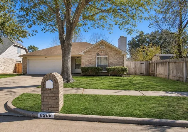 Photo 1 of Sale Pending at 8906 Mattison Dr, Houston, TX 77088 | MLS# 95423735 | Listing updated on 2026-09-10