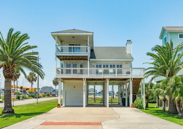 Photo 1 of Single family home for sale at 25138 Intrepid Ln, Galveston, TX 77554 | MLS# 32362049 | Listing updated on 2026-08-25