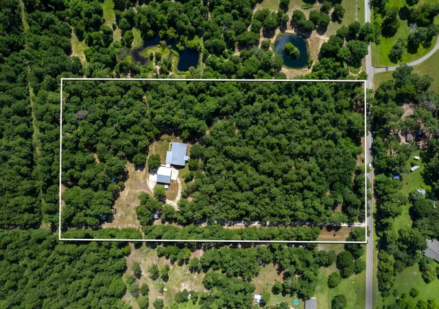 Homes for sale in Plantersville, TX | 9195 County Road 207, Plantersville, TX 77363 | MLS# 68236812
