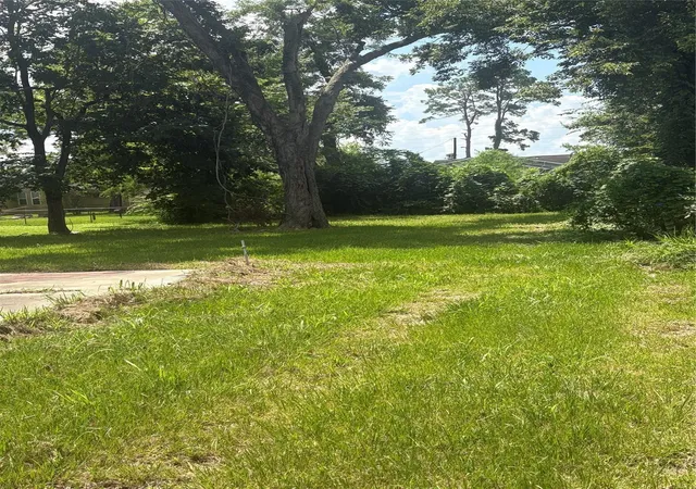 Photo 1 of Land for sale at 2031 Delaware St, Beaumont, TX 77703 | MLS# 92897060 | Listing updated on 2026-06-30