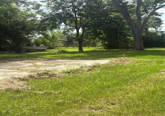 Photo 2 of Land for sale at 2031 Delaware St, Beaumont, TX 77703 | MLS# 92897060 | Listing updated on 2026-06-30