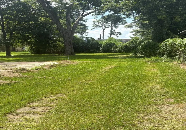 Photo 4 of Land for sale at 2031 Delaware St, Beaumont, TX 77703 | MLS# 92897060 | Listing updated on 2026-06-30