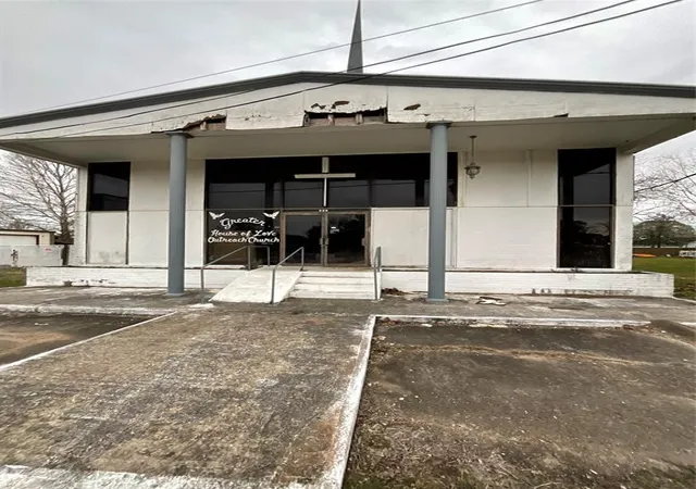 Photo 4 of Land for sale at 611 609 Oak St, La Marque, TX 77568 | MLS# 80844822 | Listing updated on 2026-08-01