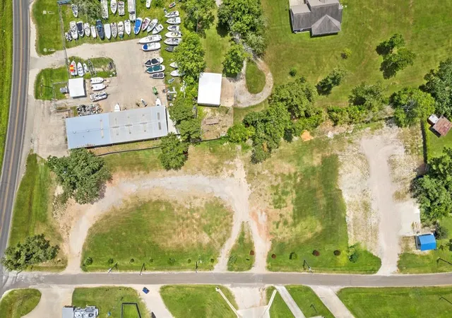 3rd image of 64 Lot Weavers Cove Rd, Livingston, TX 77351 | MLS# 42628105