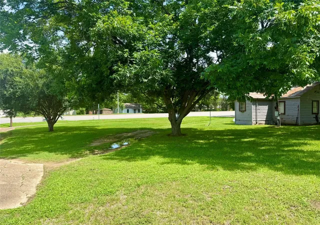 Photo 1 of Sale Pending at 1202 Highway 21, Caldwell, TX 77836 | MLS# 68496082 | Listing updated on 2026-09-18