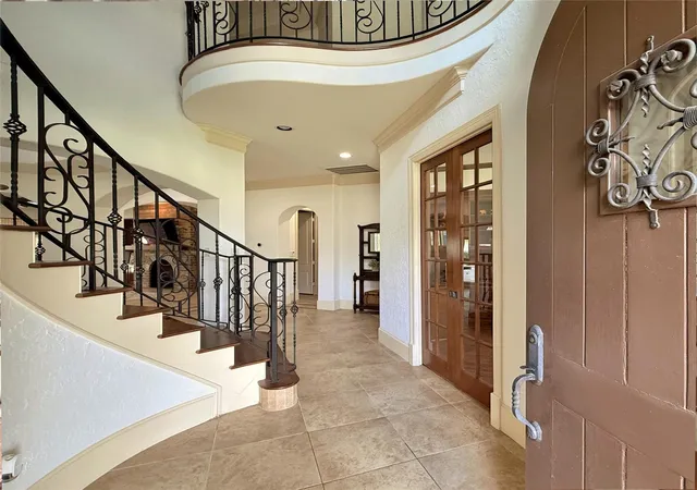 Photo 3 of Single family home for sale at 25207 Hideaway Run Dr, Spring, TX 77389 | MLS# 21557348 | Listing updated on 2026-07-24
