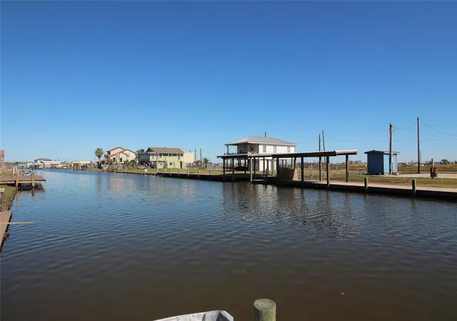 Homes for sale in Bay City, TX | 855 County Road 201, Bay City, TX 77414 | MLS# 96256222