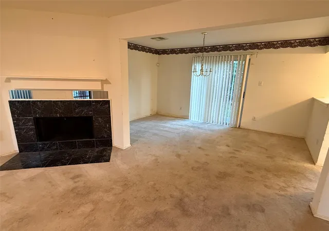 5th image of 8711 April Arbor Ct, Houston, TX 77031 | MLS# 37322140