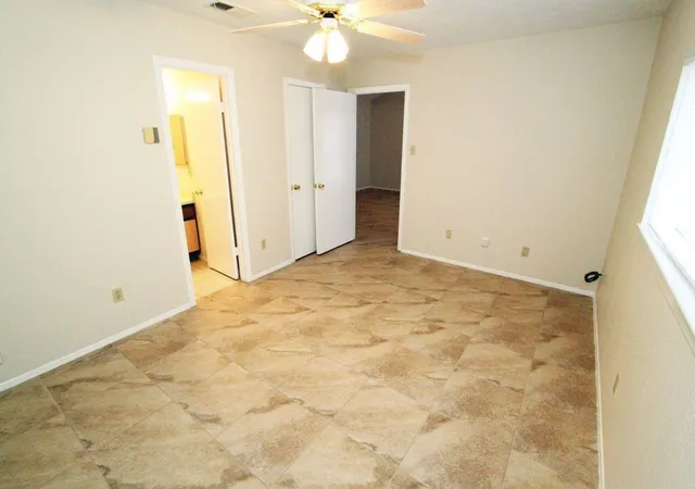 Photo 4 of Single family home for sale at 4627 Tealgate Dr, Spring, TX 77373 | MLS# 74647444 | Listing updated on 2026-07-31