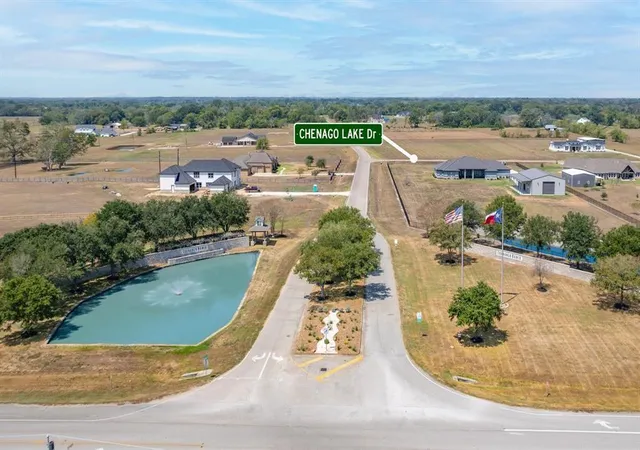 Photo 4 of Land for sale at 22611 Chenango Lake Dr, Angleton, TX 77515 | MLS# 37053155 | Listing updated on 2026-07-29