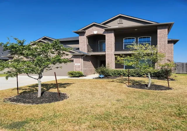 3rd image of 4623 Crescent Lake Cir, Baytown, TX 77521 | MLS# 41662213