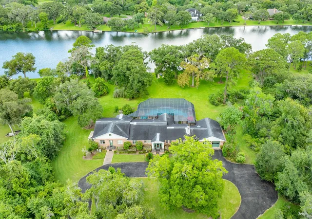 1st image of 45 Lake Rd Rd, Lake Jackson, TX 77566 | MLS# 71844659