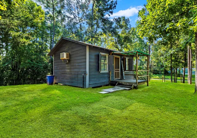3rd image of 126 Pine Rdg, Onalaska, TX 77360 | MLS# 23411807