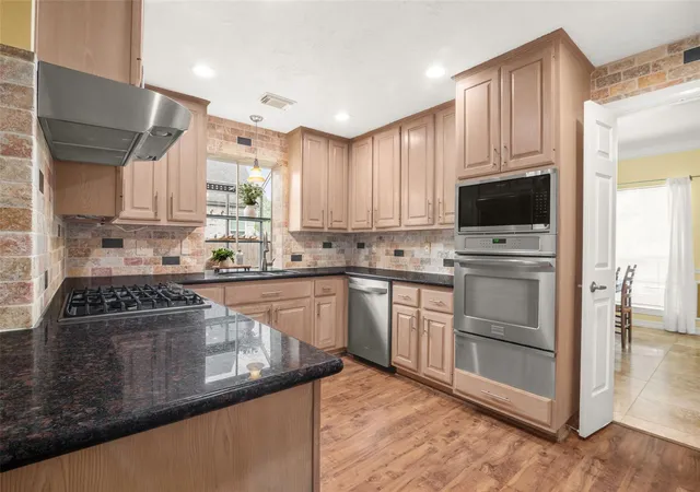 Photo 3 of Single family home for sale at 1735 Les Talley Dr, El Lago, TX 77586 | MLS# 23040128 | Listing updated on 2026-09-02