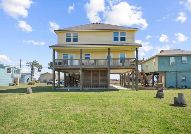 Photo 3 of Single family home for sale at 521 Beachfront Dr, Matagorda, TX 77457 | MLS# 37433858 | Listing updated on 2026-09-23
