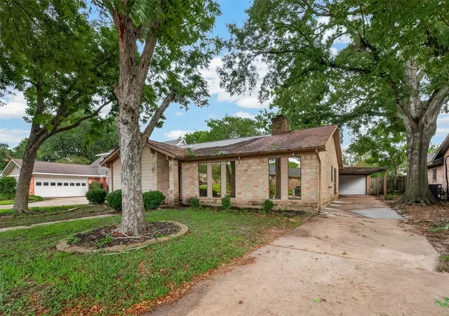 Photo 1 of Single family home for sale at 9854 Sagebark Dr, Houston, TX 77089 | MLS# 89097625 | Listing updated on 2026-09-16