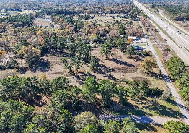 2nd image of 15633 1st St, Splendora, TX 77372 | MLS# 86923889