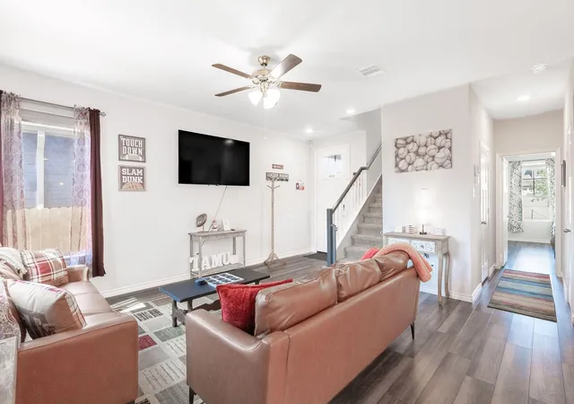 4th image of 840 Mineral Wells Ln, College Station, TX 77845 | MLS# 71929470