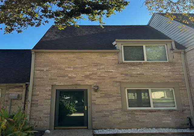 Photo 2 of Townhouse for sale at 2120 Greenbriar Colony Dr, Houston, TX 77032 | MLS# 54304071 | Listing updated on 2026-07-21