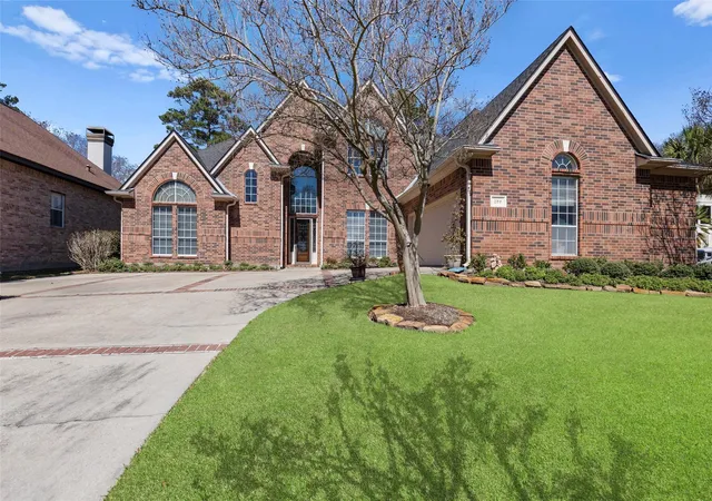 Photo 2 of Single family home for sale at 299 Wedgewood Dr, Montgomery, TX 77356 | MLS# 60715540 | Listing updated on 2026-07-08