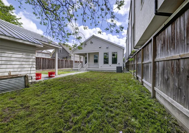 20th image of 1308 Bingham St, Houston, TX 77007 | MLS# 34772776