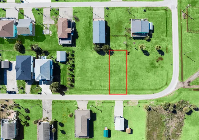 Photo 2 of Land for sale at 979 Wommack, Crystal Beach, TX 77650 | MLS# 54554791 | Listing updated on 2026-01-29