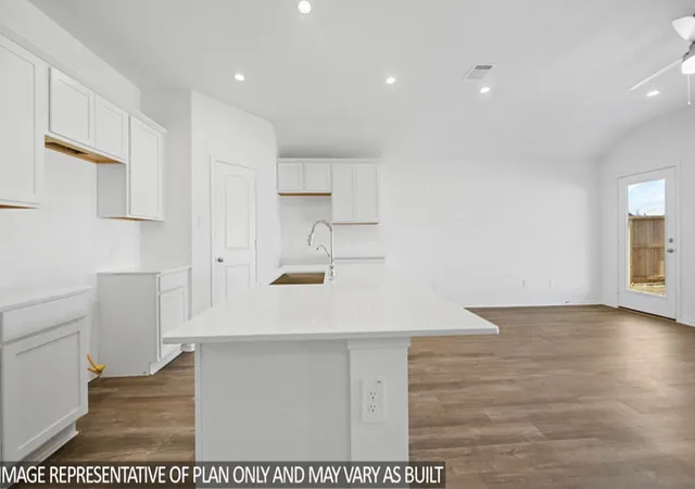 3rd image of 538 Palm Crest Ct, Crosby, TX 77532 | MLS# 82139506